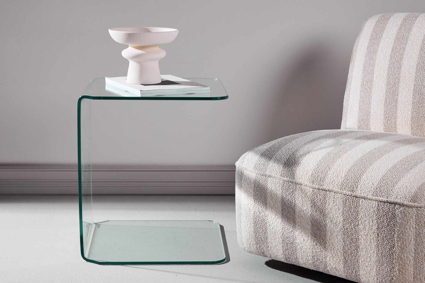 Kafijas galds Avis 45/45/53 cm stikls - N1 Home