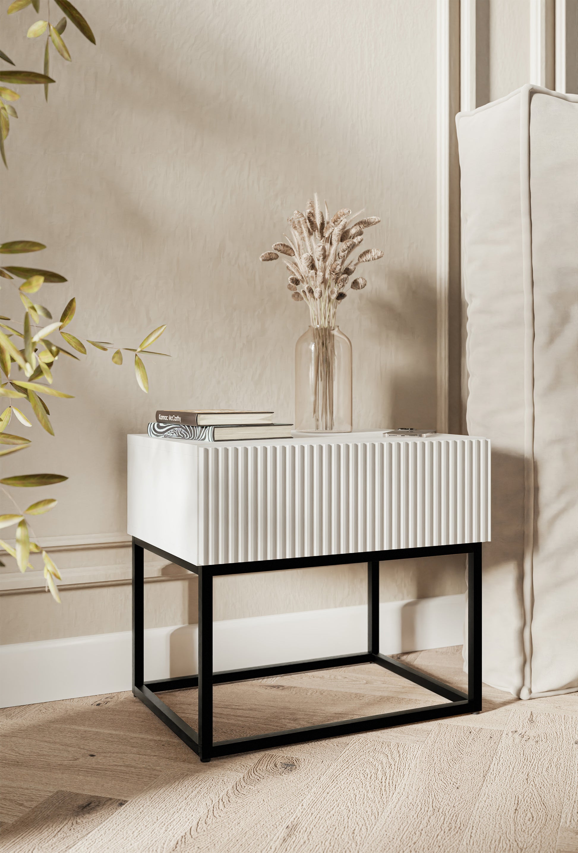 Naktsskapis Velda 50/44/35 cm balts/melns - N1 Home