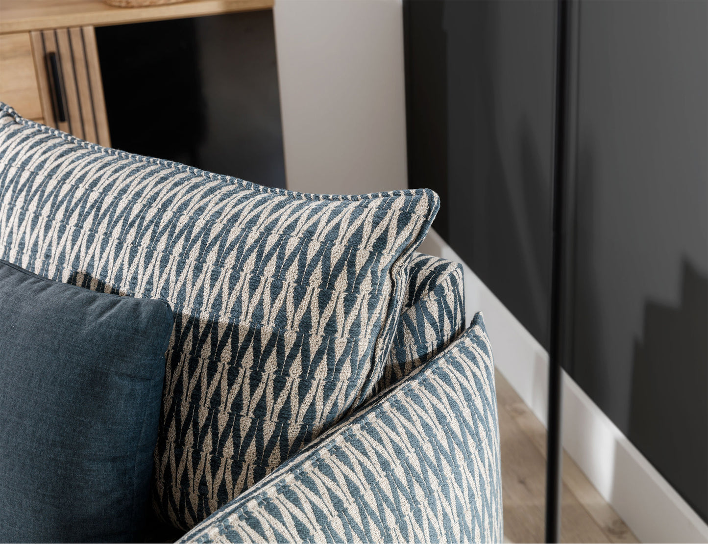 Krēsls Cambiro 83/95/95 cm Fiore 01