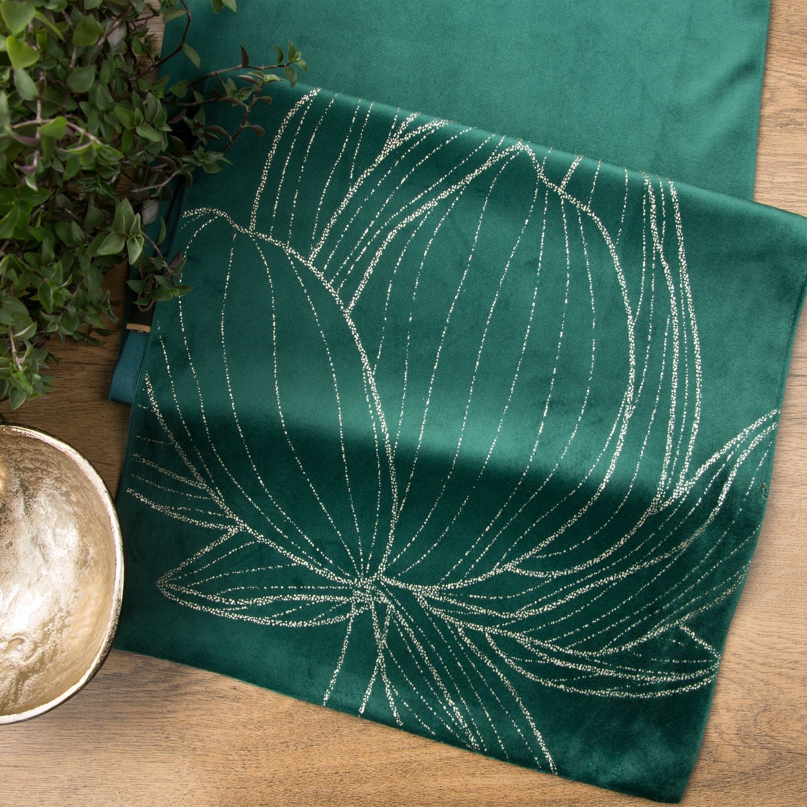 40872ff51fd734f9c5d29f10b4e4b328