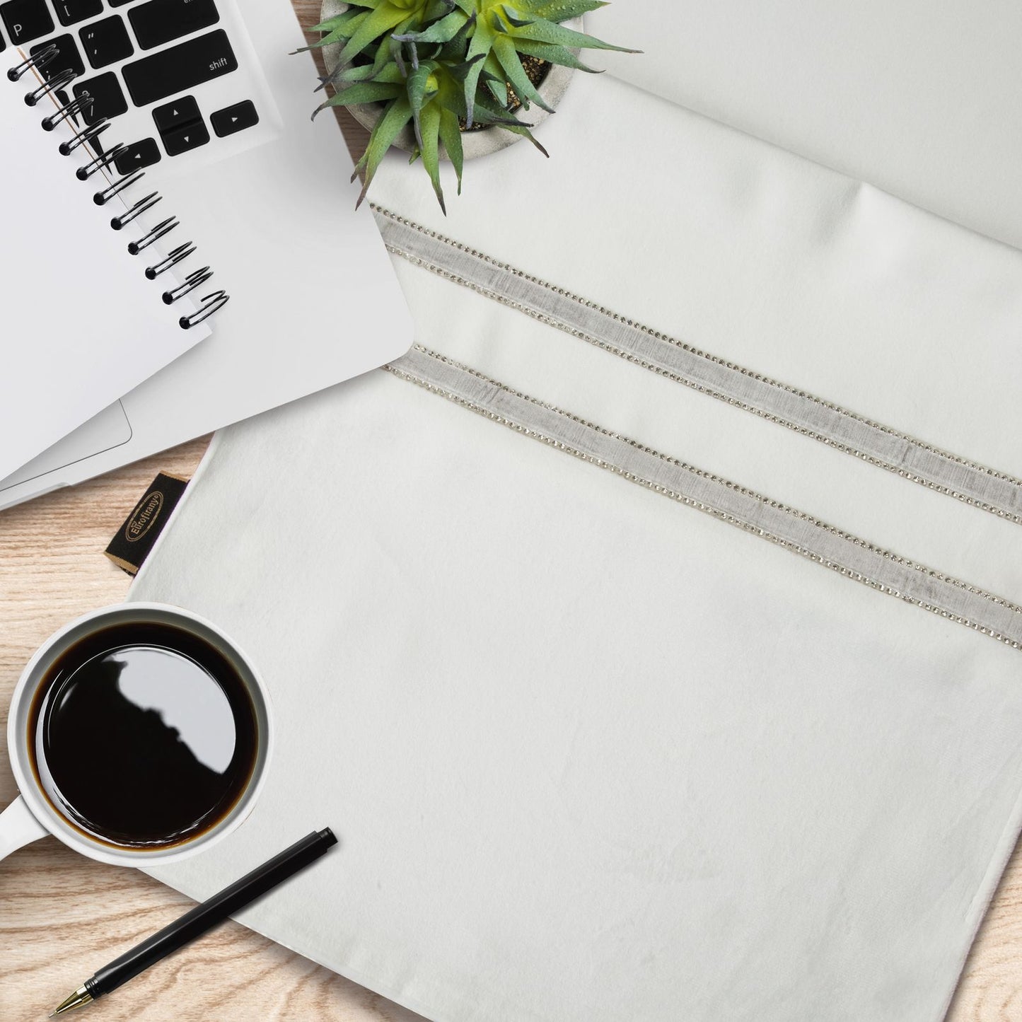 b9211c96fbe38335a83ea51e991c4874