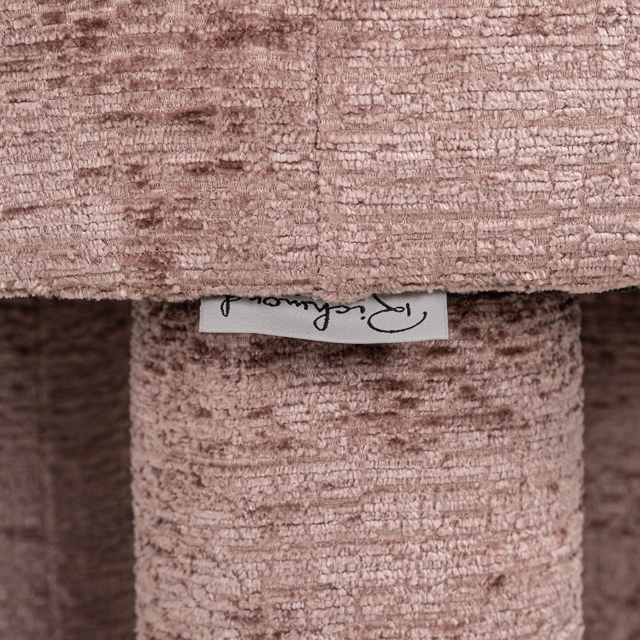 Pufs Pommery Richmond Interiors 49/44/44 cm Fusion pale 200 - N1 Home