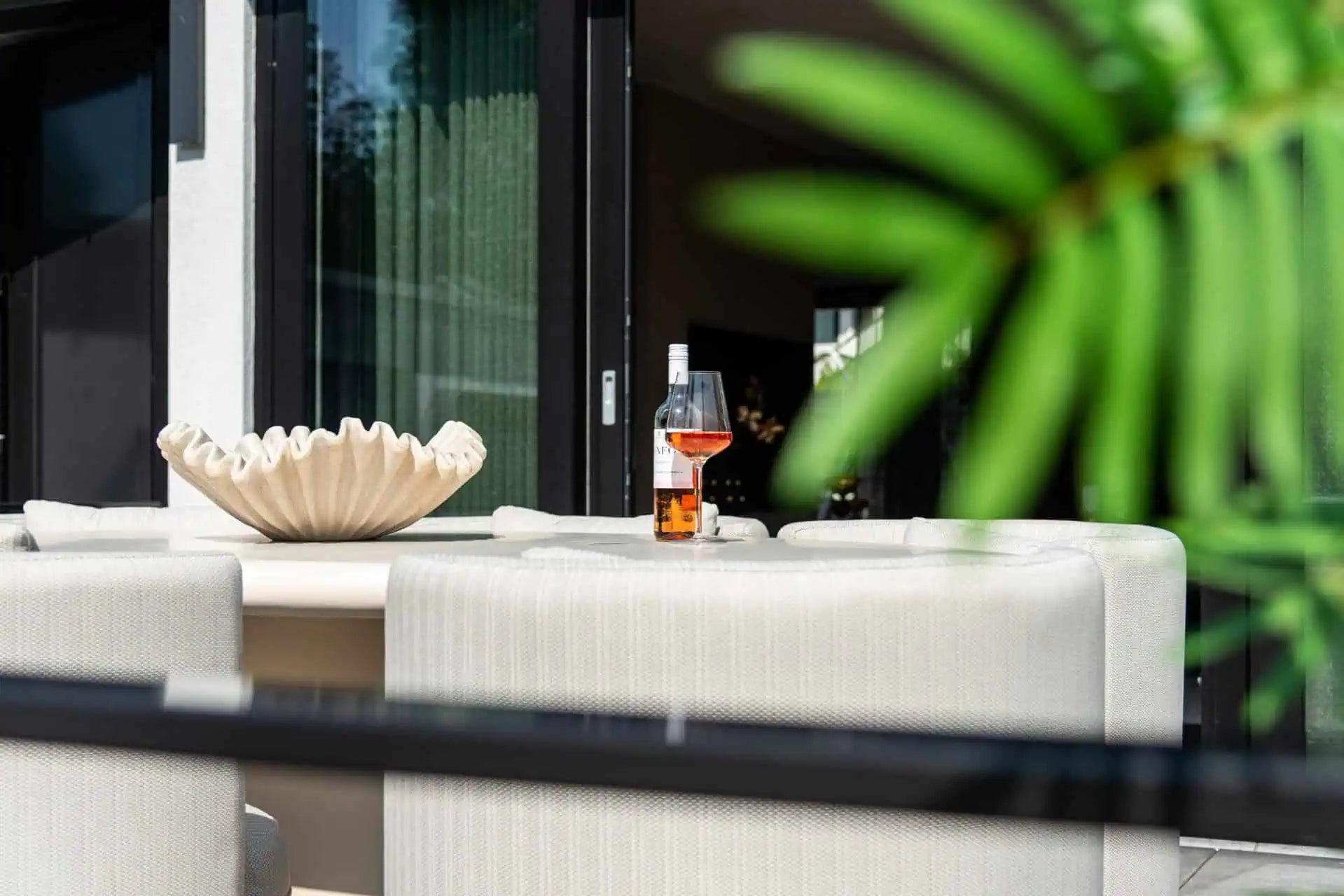 Bļoda Sabah Richmond Interiors 18/51/51 cm smiltis - N1 Home