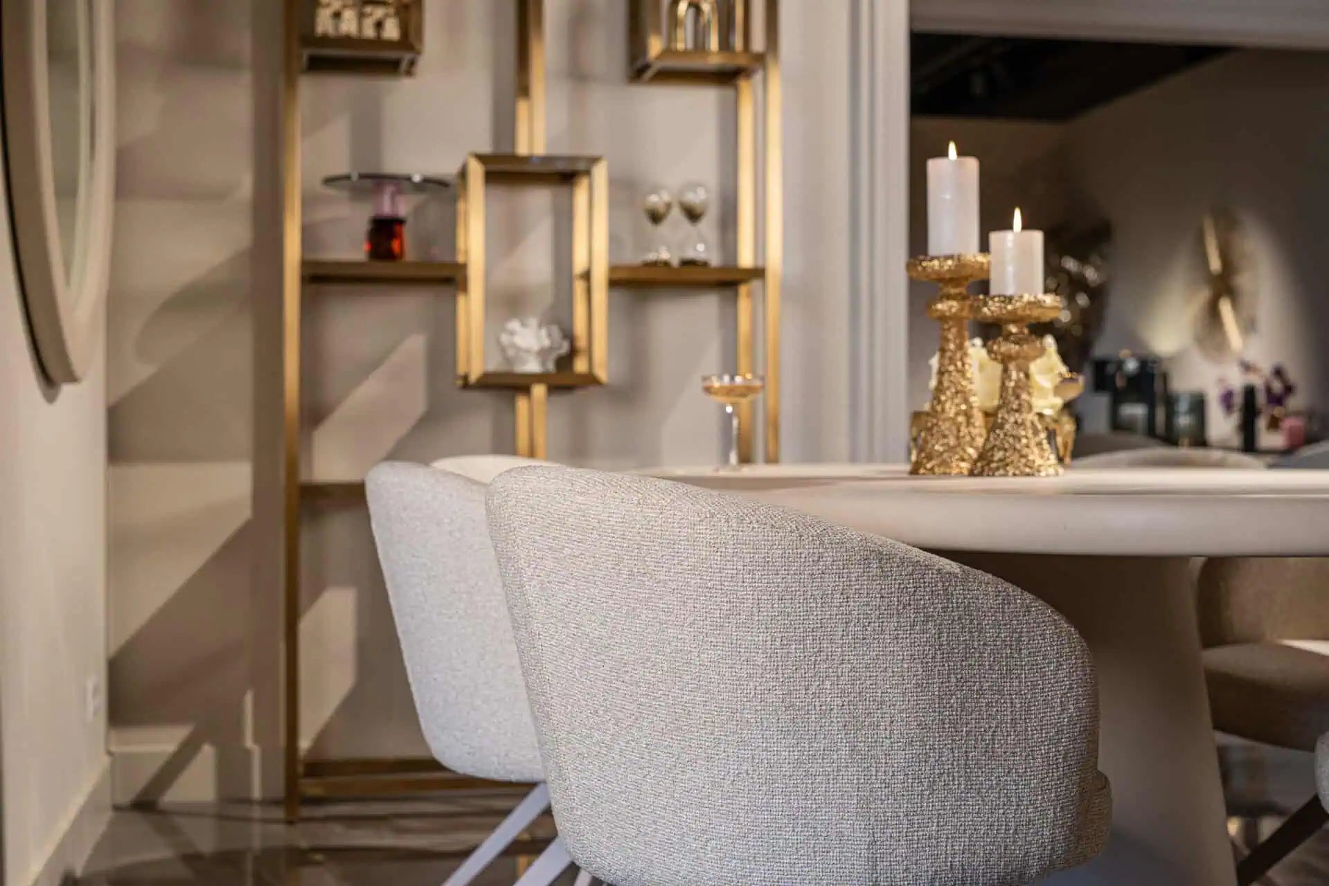 Svečturis July gold small Richmond Interiors 24,5/13/13 cm zelts - N1 Home