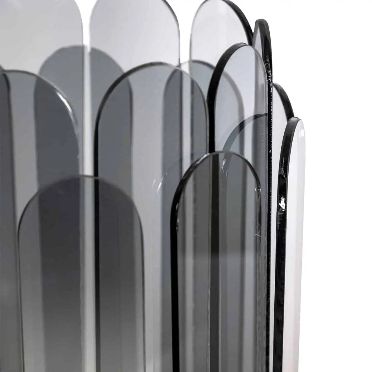 Svečturis Daisey smoke small Richmond Interiors 27/22/22 cm dūmi - N1 Home